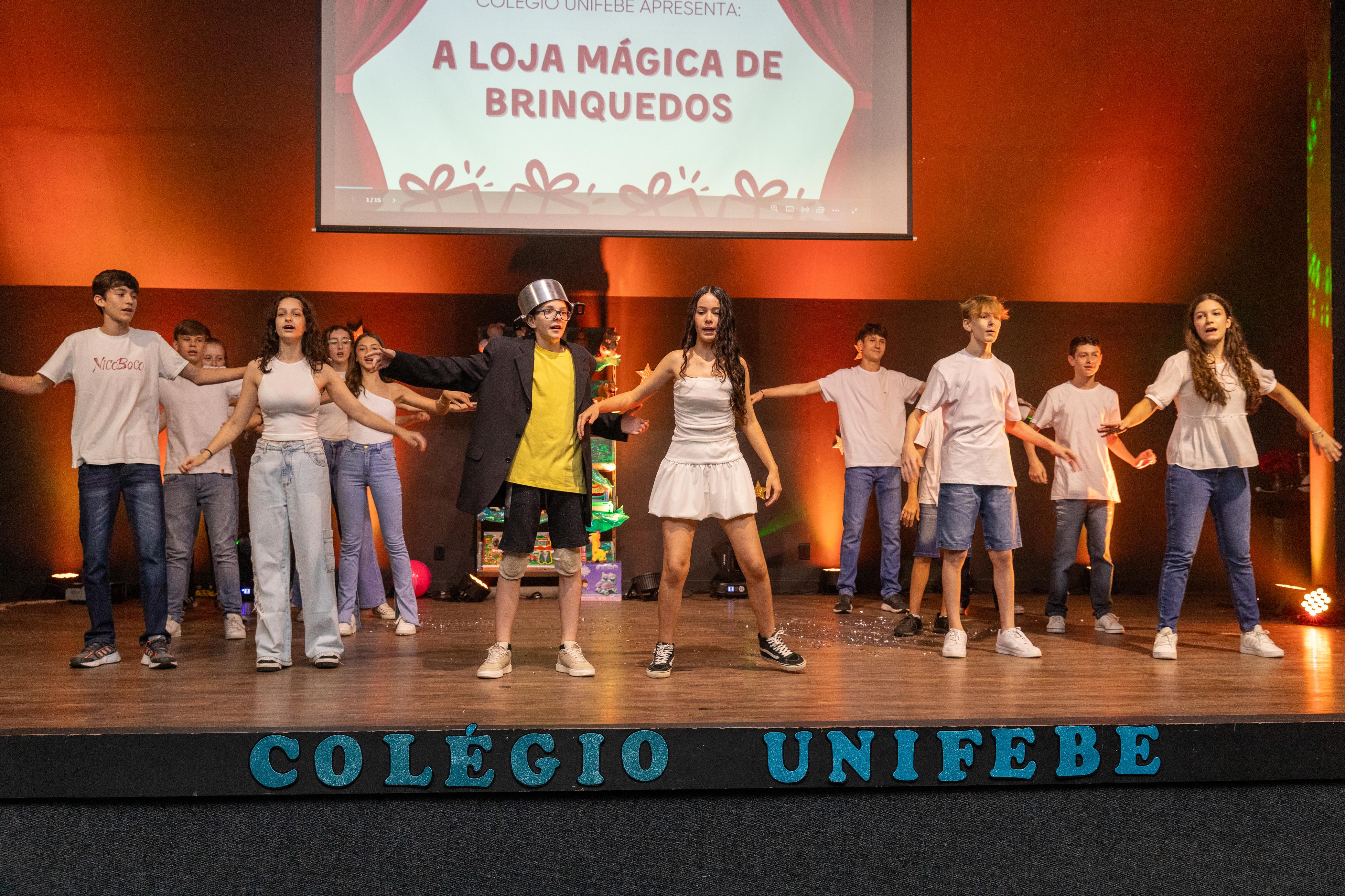 2.ª edição do Lítero Musical do Colégio UNIFEBE apresenta “A Loja Mágica de Brinquedos”