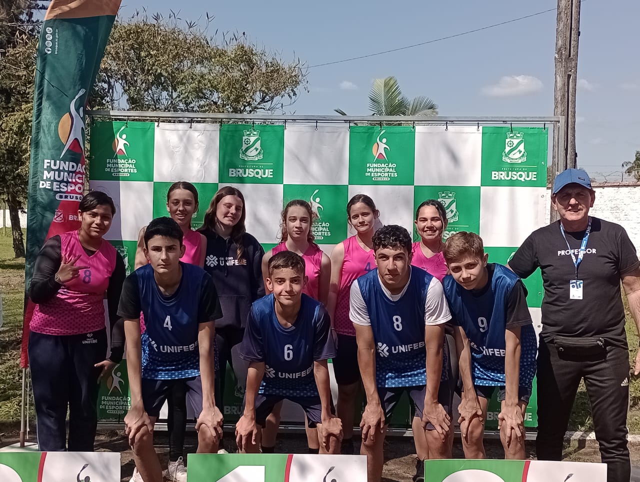 Estudantes do Colégio UNIFEBE conquistam medalhas nos Jogos Escolares de Brusque